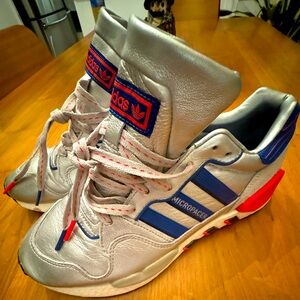 Adidas Zx 930 Eqt Micropacer Mens 9 worn once no box 9.9-10 condition 

Like new